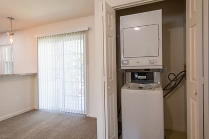 Washer Dryer.JPG